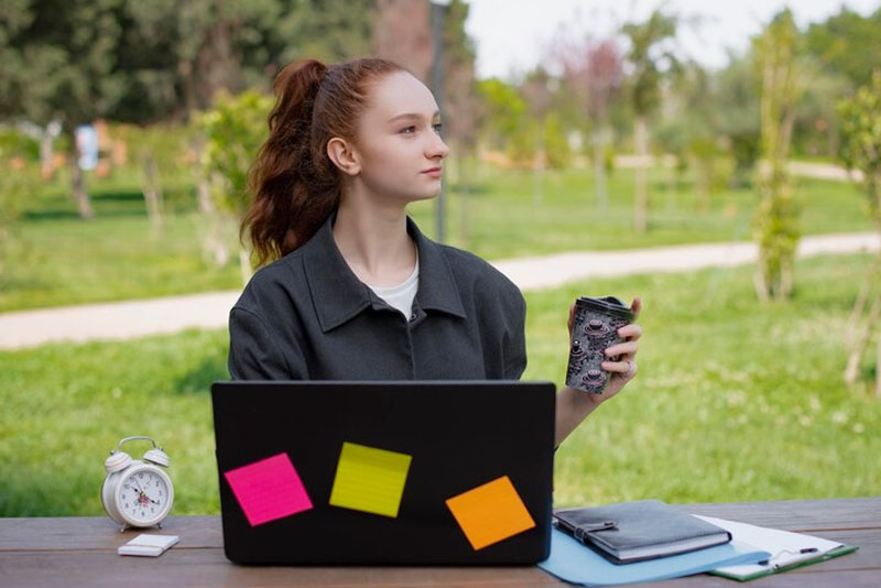 Work-Life Balance: Como Equilibrar Vida Profissional e Pessoal em um Mundo Conectado?
